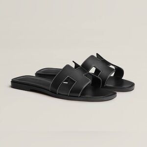Hermès Black Leather Oran Slide Sandals with White Contrast Stitching *size 41*